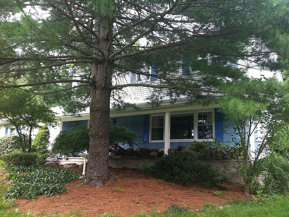 1st image of 8 Karow Ct