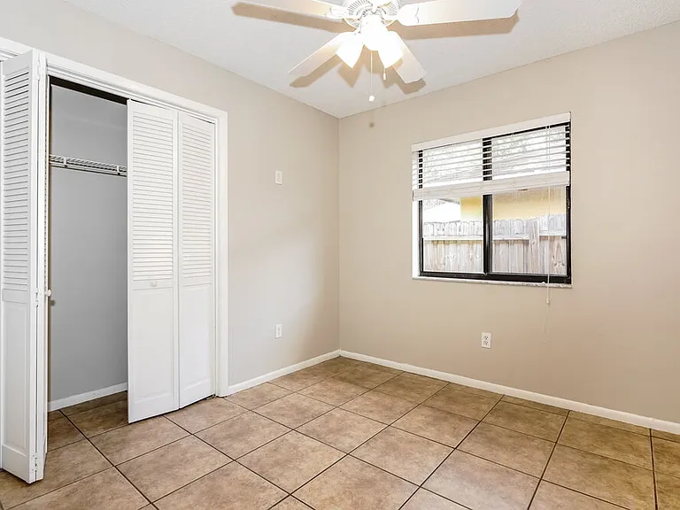 1001 Pond Apple Ct — Photo 13