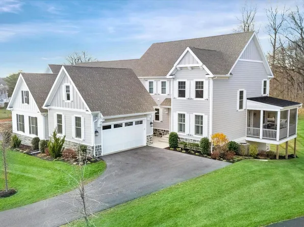 211 Daylesford Ct, Kennett Square, PA 19348