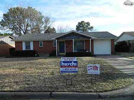 2nd image of 4615 Langford Ln