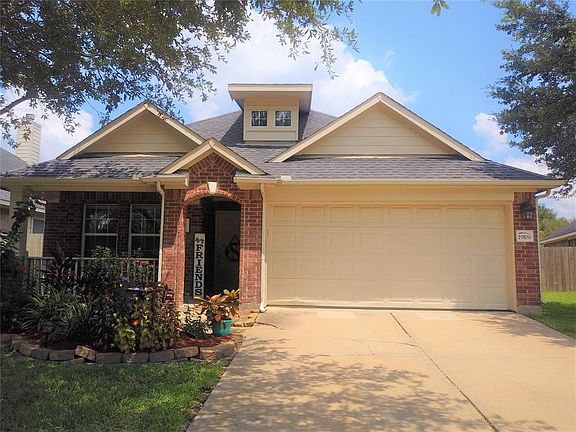 2nd image of 19106 Mustang Pointe Ln
