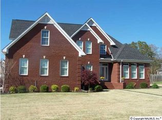 549 Lake South Dr SW, Hartselle, AL 35640