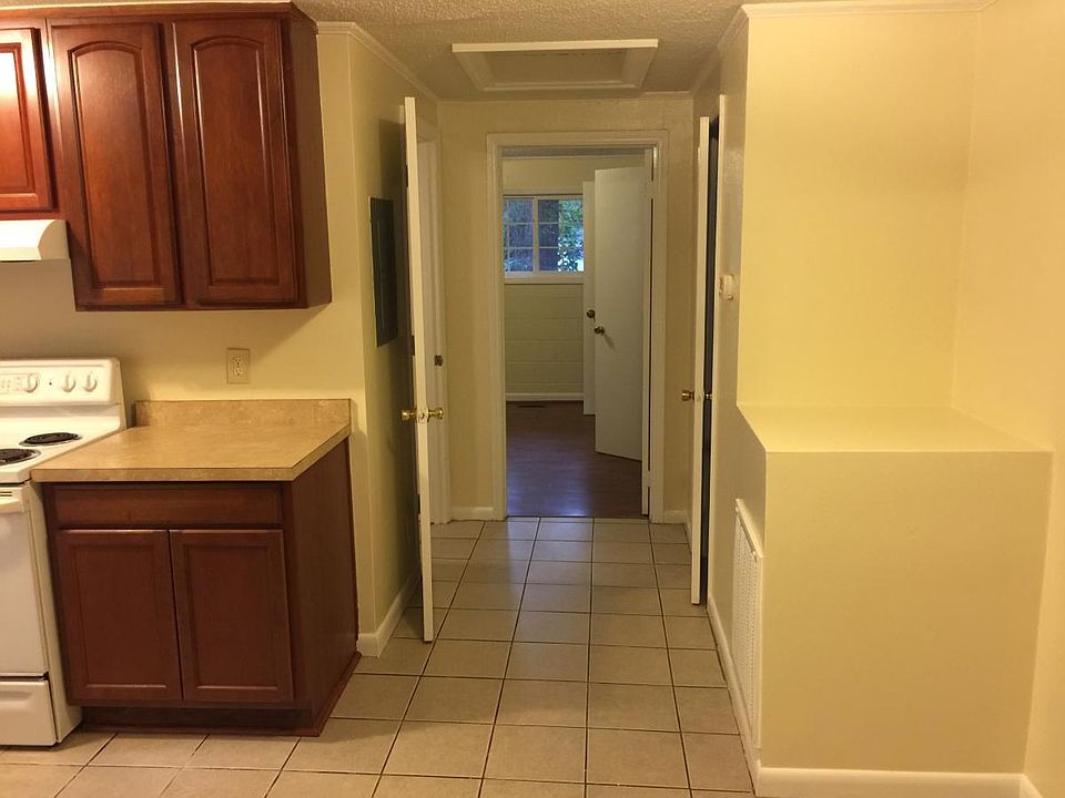 Entrance to bedroom and bathroom