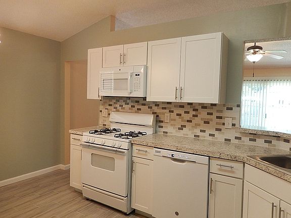 4th image of 7349 Volley Dr N
