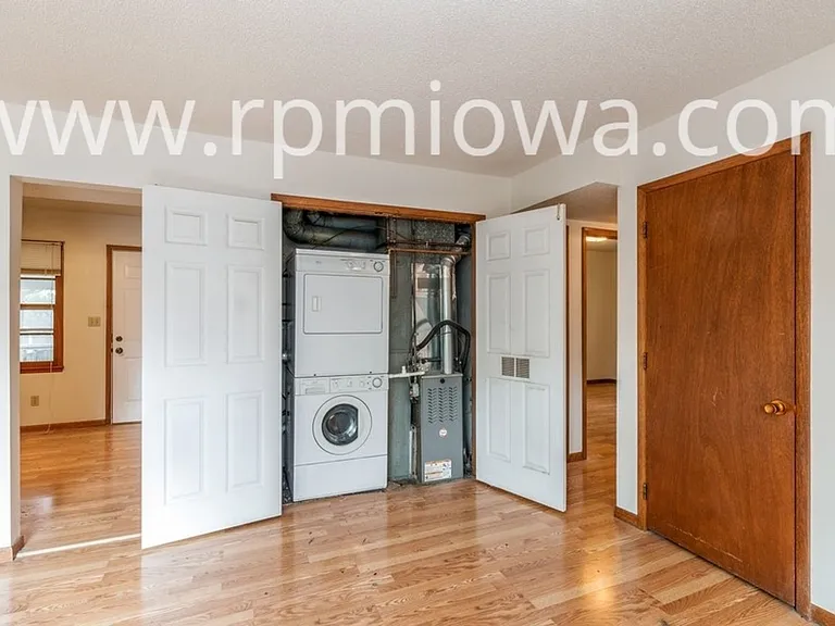 209 Todd Cir — Photo 9
