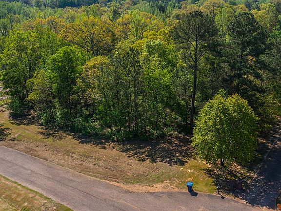 5th image of 259 Cherry Ln