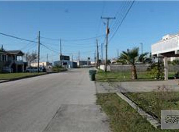 4th image of 1022 64th St