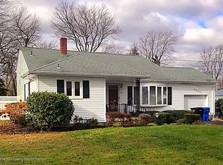 3 Donald Pl, Middletown, NJ 07748