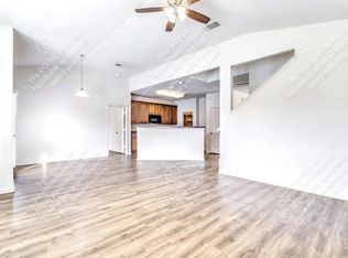 209 Buckingham Dr, Kyle, TX 78640