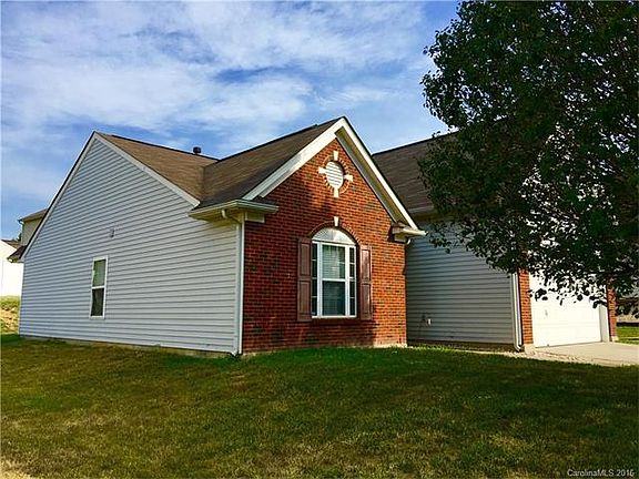2nd image of 5835 Shining Oak Ln