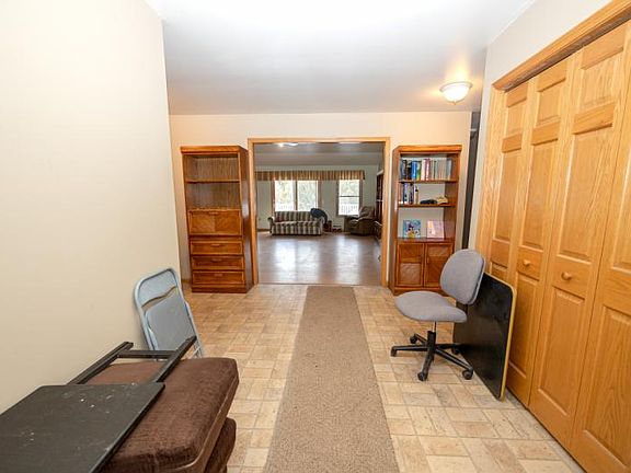 2nd image of 28 N Barrie Rd