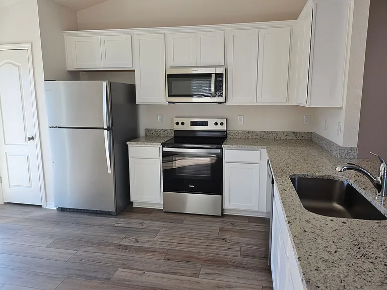 37 Privacy Ln — Photo 3