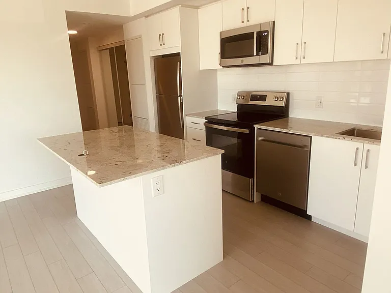 4010 Eglinton Ave W #331 — Photo 23