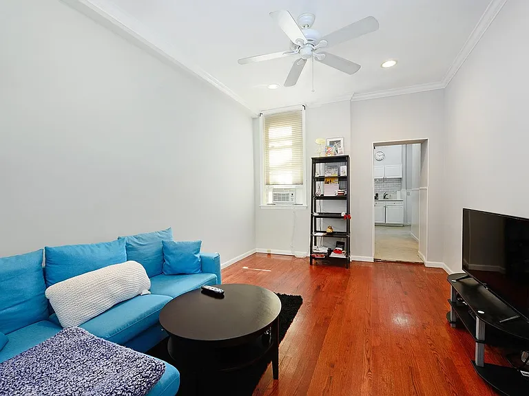 519 Willow Ave #2 — Photo 5