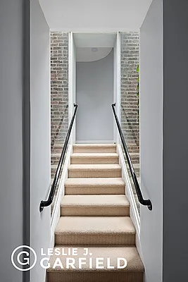 Rented by Leslie J. Garfield | media 24