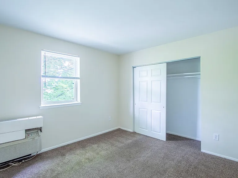 108 E Monroe Ave — Photo 12