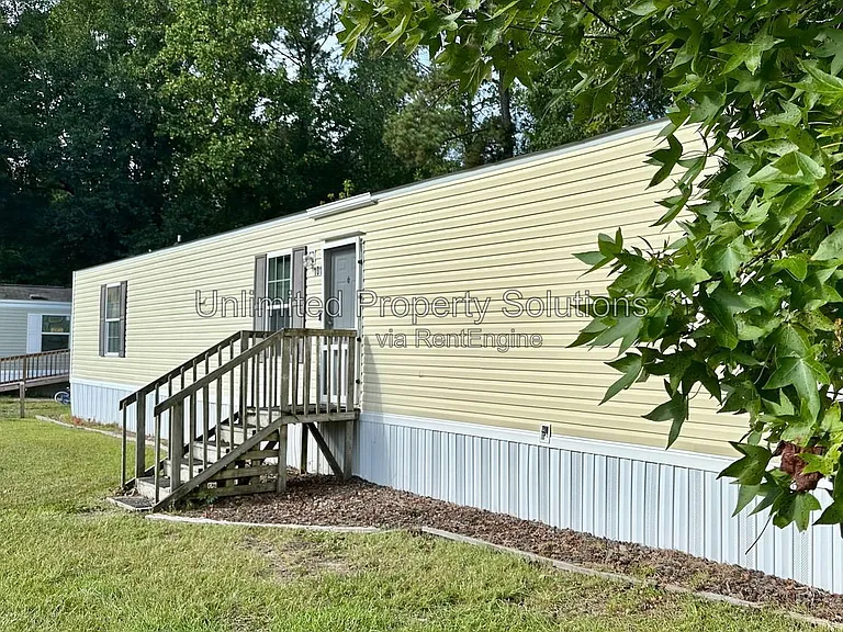 9765 Old Mill Rd NE #101 — Photo 1
