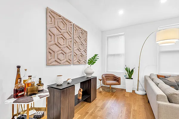 Rented by Corcoran | media 14