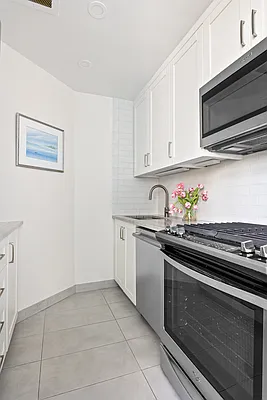 Rented by Corcoran | media 10