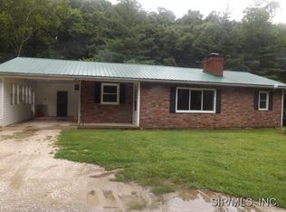 13381 State Highway 16, Fieldon, IL 62031