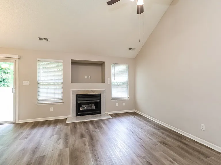 7229 Kavan Hunter Dr — Photo 4