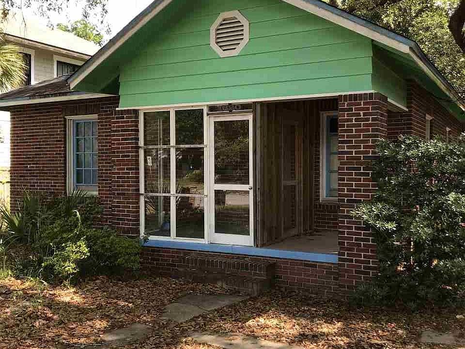 1st image of 1620 N 16th Ave