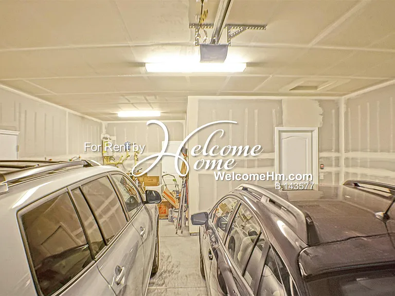 10445 Mott Ct — Photo 16