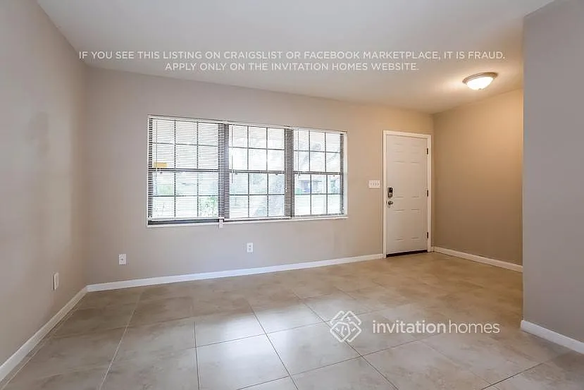 506 E Hilda Dr Brandon, FL 33510 — Photo 2
