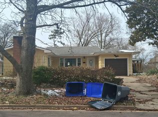 1908 S Sneed Ave, Sedalia, MO 65301