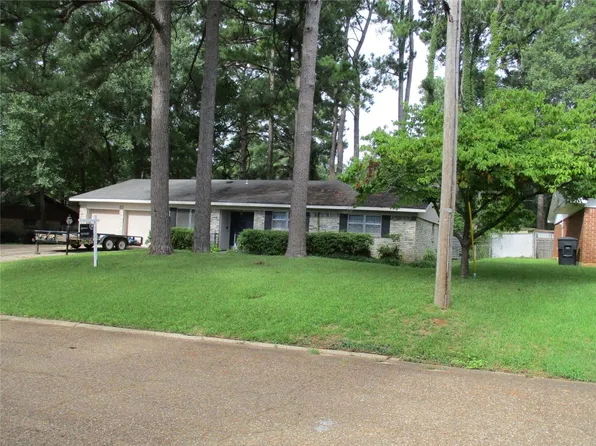 9346 Shartel Dr, Shreveport, LA 71118
