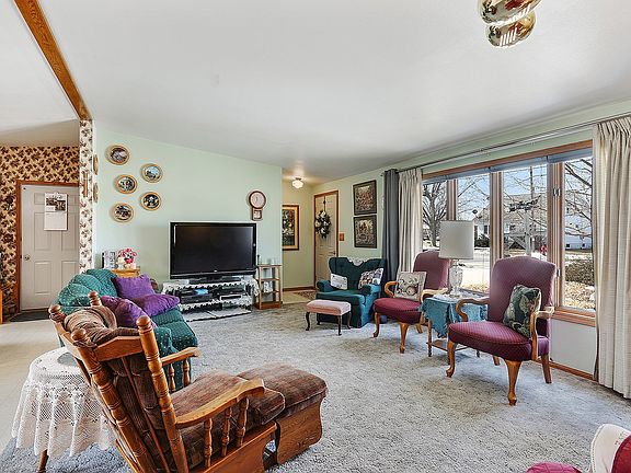 open concept, living room