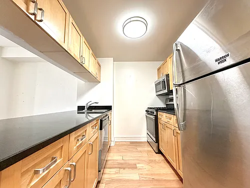 323 W 96th St #511A Photo 1