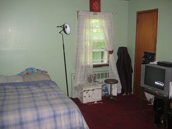 Bed Room