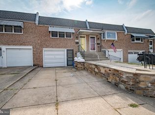 10215 W Keswick Rd, Philadelphia, PA 19114