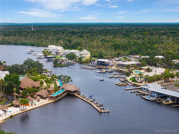 5158 S Riverview Cir, Homosassa, FL 34448