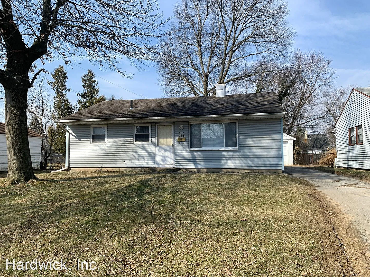 965 Elizabeth Ave photo 1