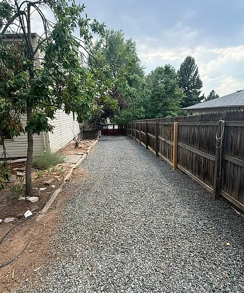 1226 W Prospect Rd — Photo 41