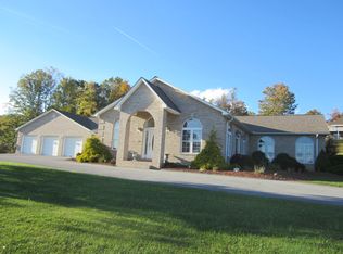 511 Airport Rd, Cedar Bluff, VA 24609