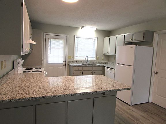 4th image of 374 Water St #2
