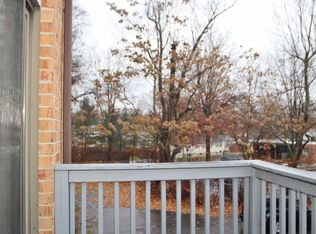 25 Pine Hill Ave APT D, Stamford, CT 06906
