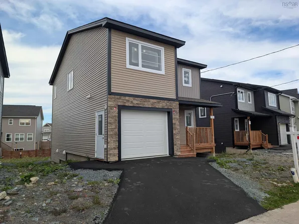 211 Alabaster Way, Halifax, NS B3P 0E9