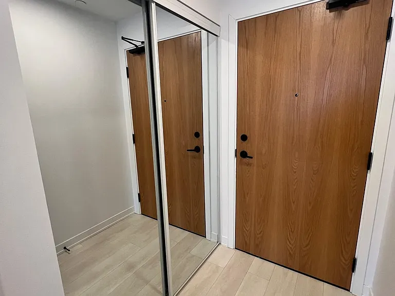 7950 Bathurst St #1212 — Photo 3