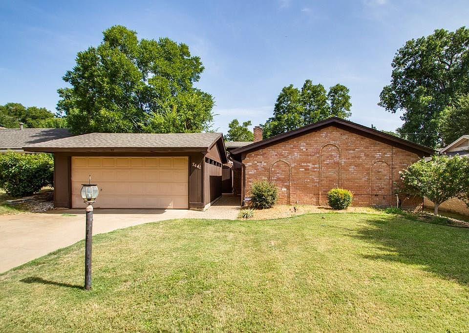 1st image of 7441 Yolanda Dr