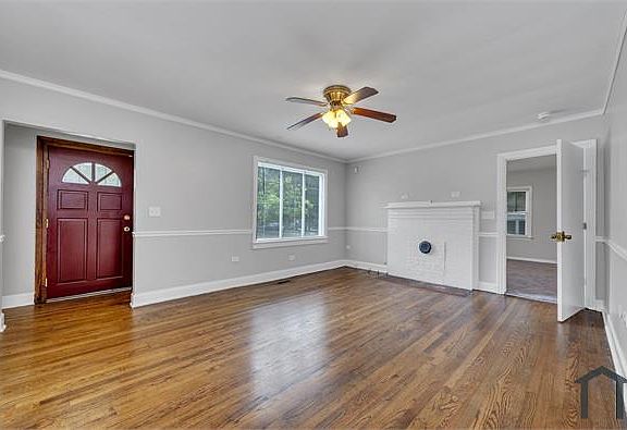 4th image of 7920 Rugby Ave