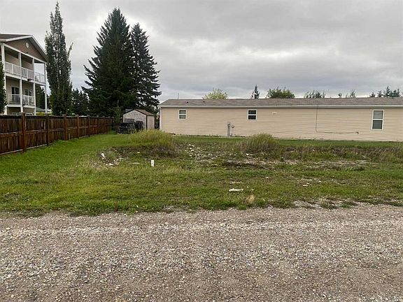 4th image of 36 Noblefern Way SW