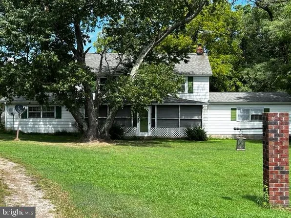 7985 Kings Hwy, Montross, VA 22520