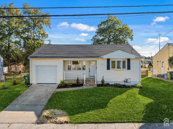 17 Ferris Rd, Edison, NJ 08817