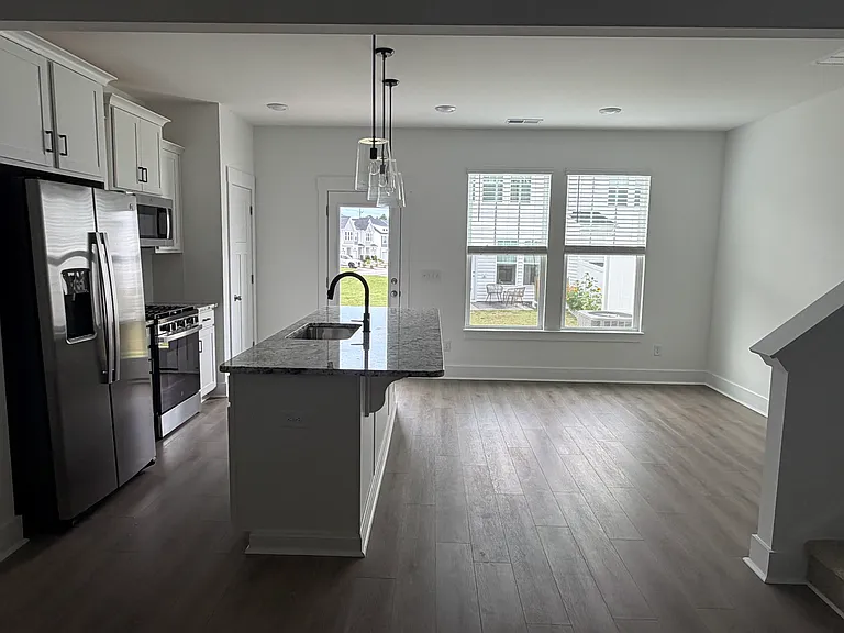 505 Harebell Way #505 — Photo 2