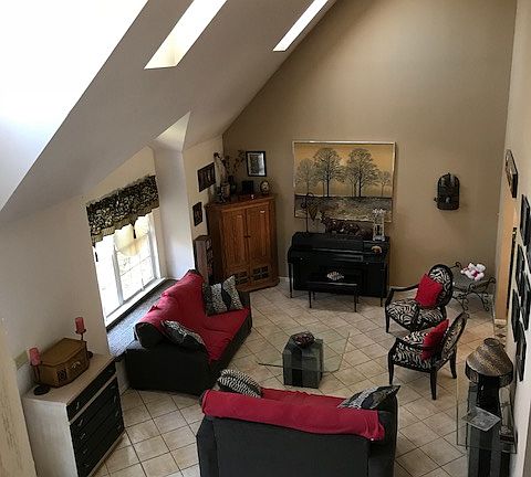 4th image of 15 Lauren Ln