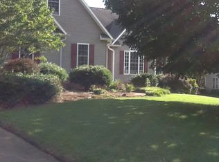 380 Spring Valley Ln, Inman, SC 29349